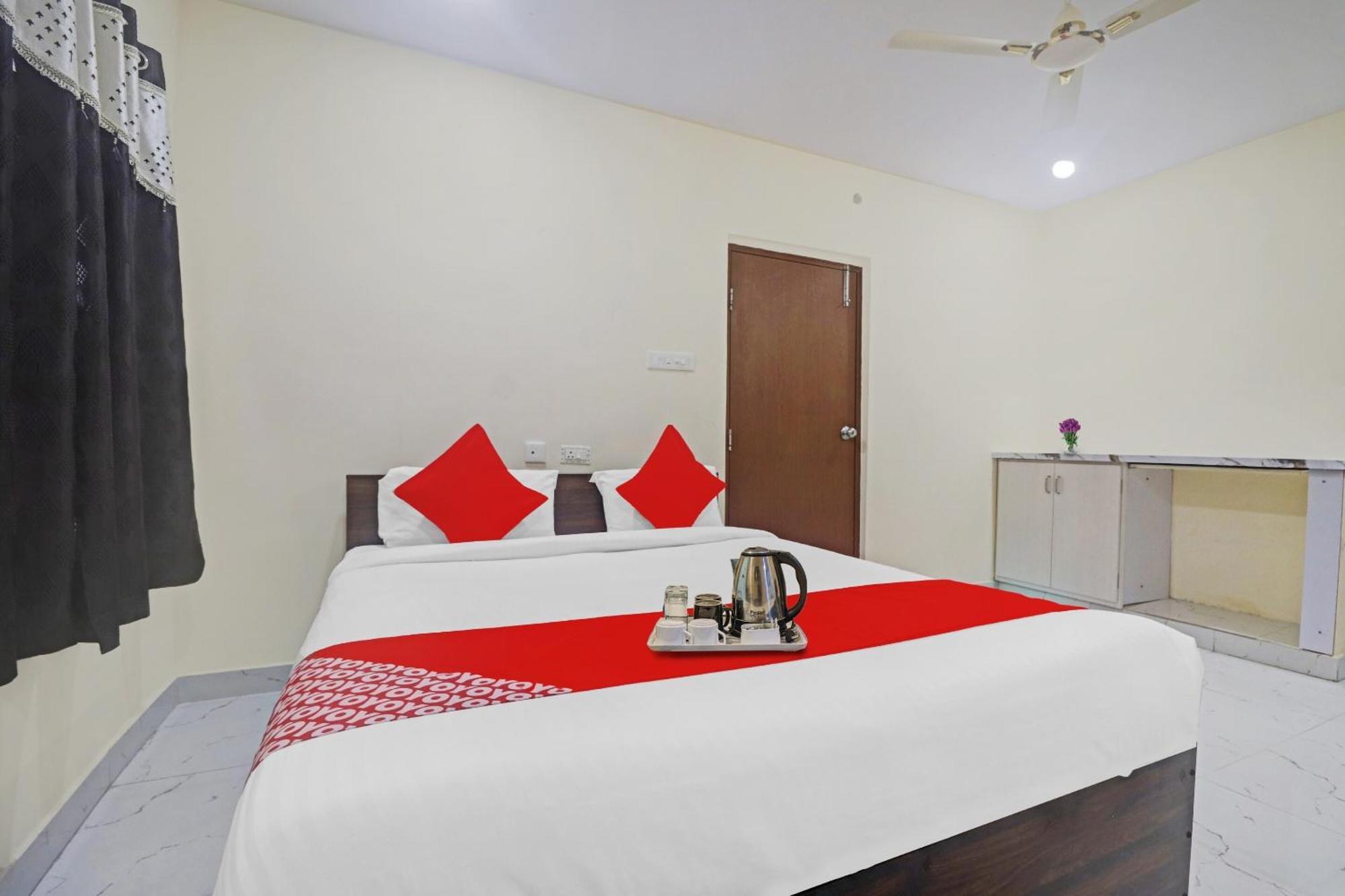 Hotel O Sri Navya Grand Near Nexus Hyderabad Bagian luar foto