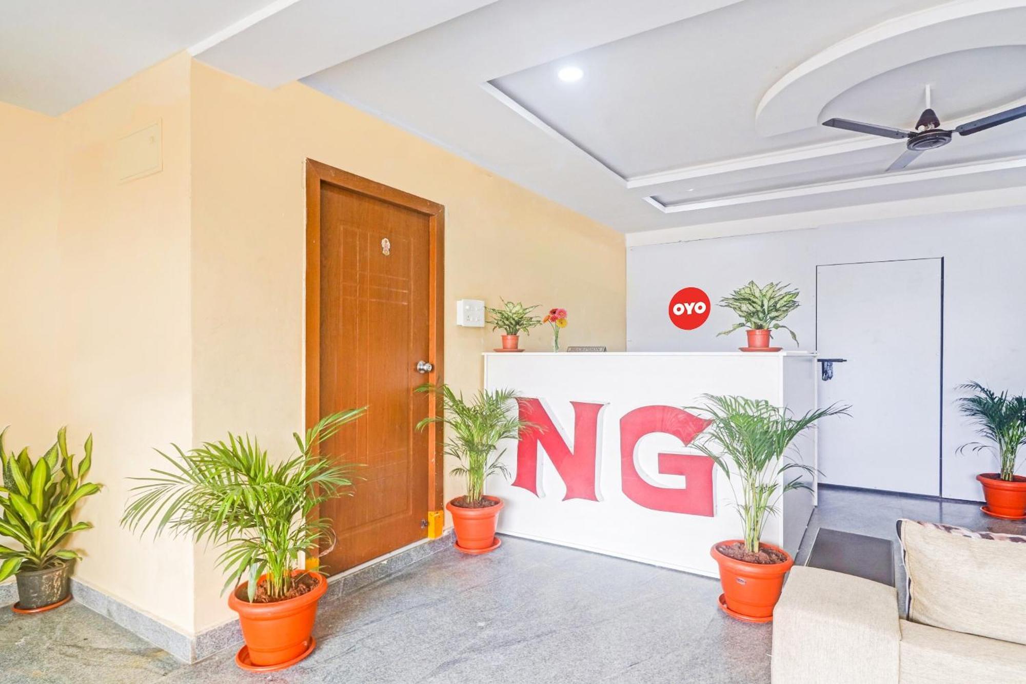 Hotel O Sri Navya Grand Near Nexus Hyderabad Bagian luar foto